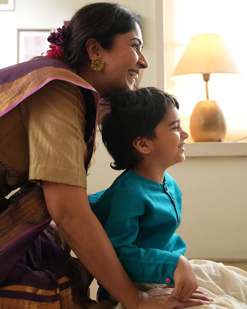Nilima kurta in teal with motif