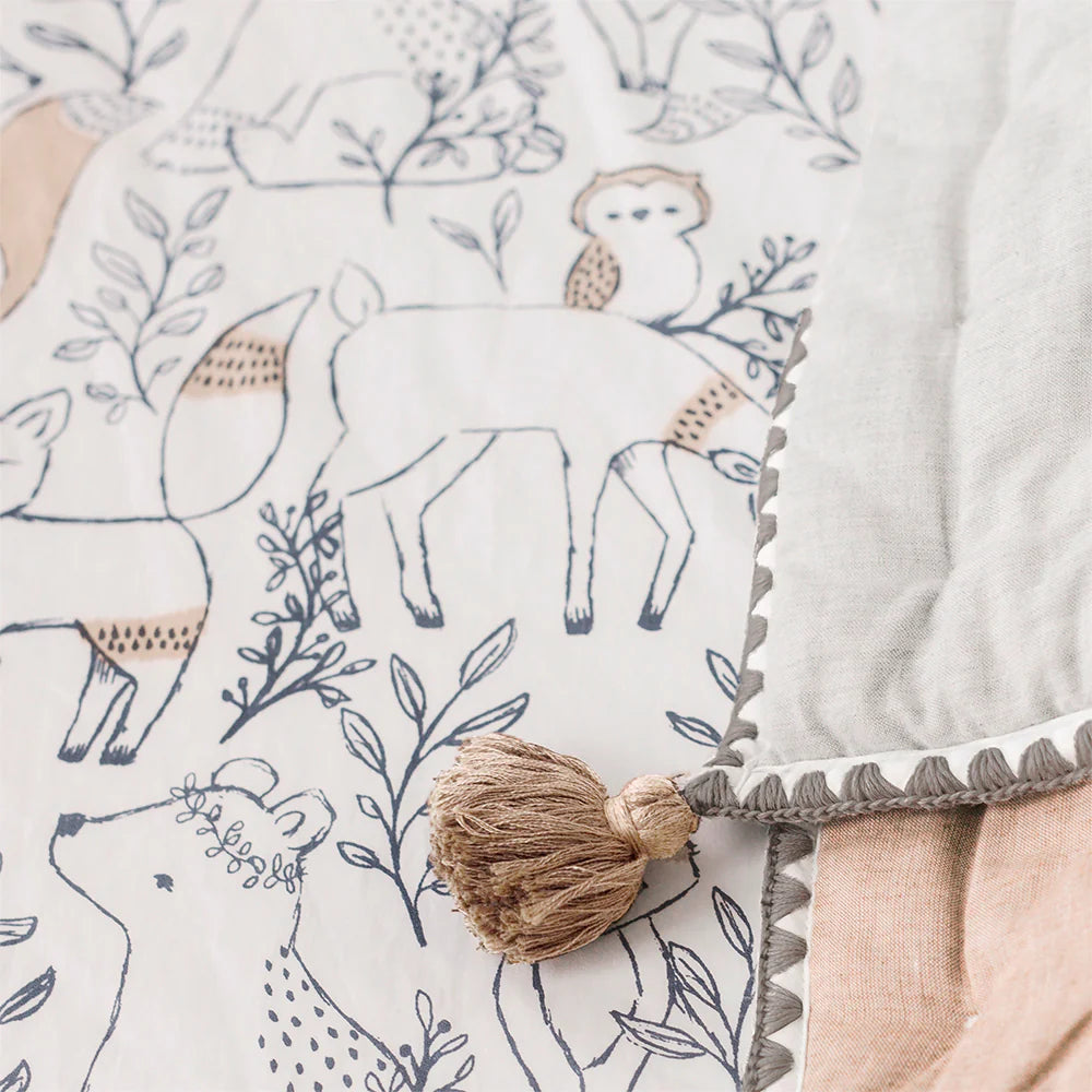Ezra Crib Fitted Sheet – Woodland