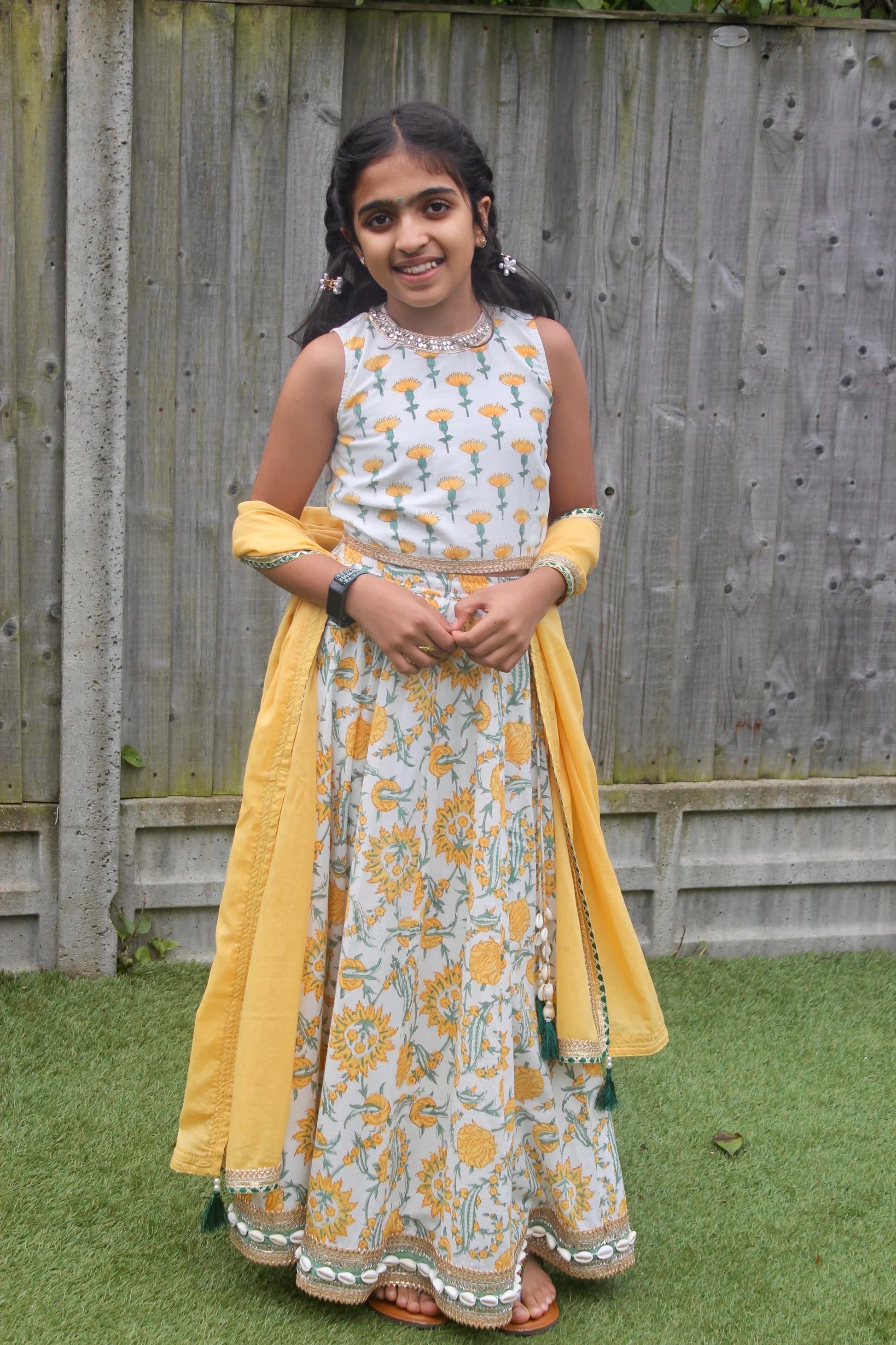 Gainda phool lehenga Set