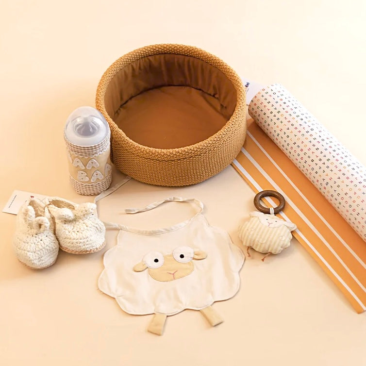 Ba Ba Baby Shower Hamper Set