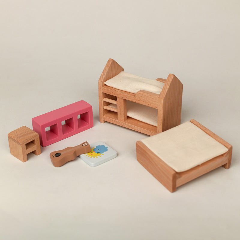 DOLL HOUSE FURNITURE