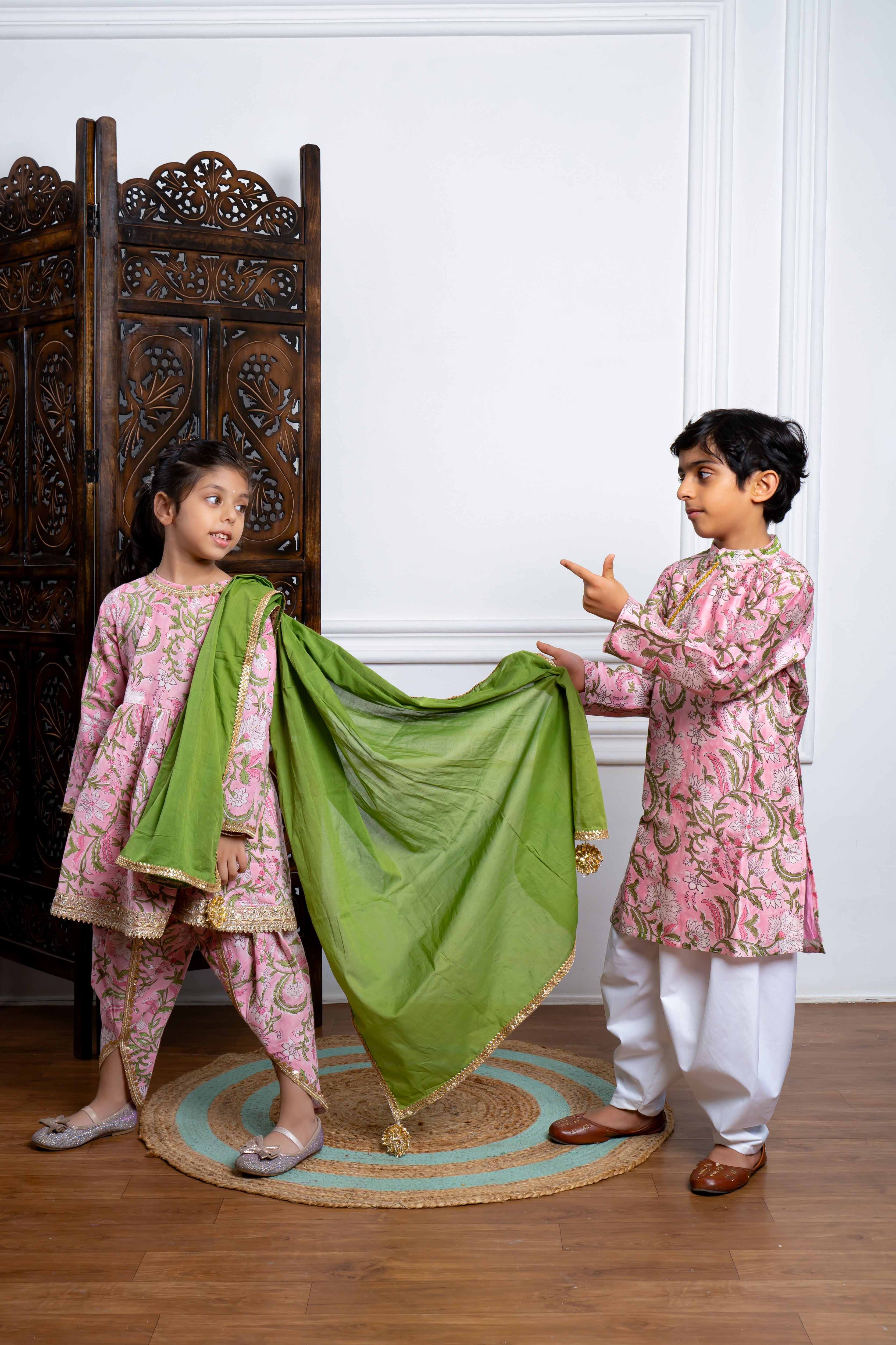 Pink Paisley Kurta Set