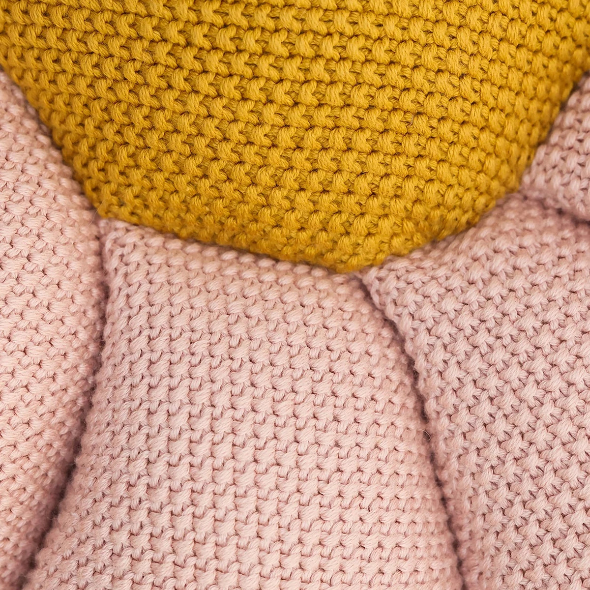 Bloom shaped Cushion Cotton Knitted Stuffed Soft Toy (Pink)