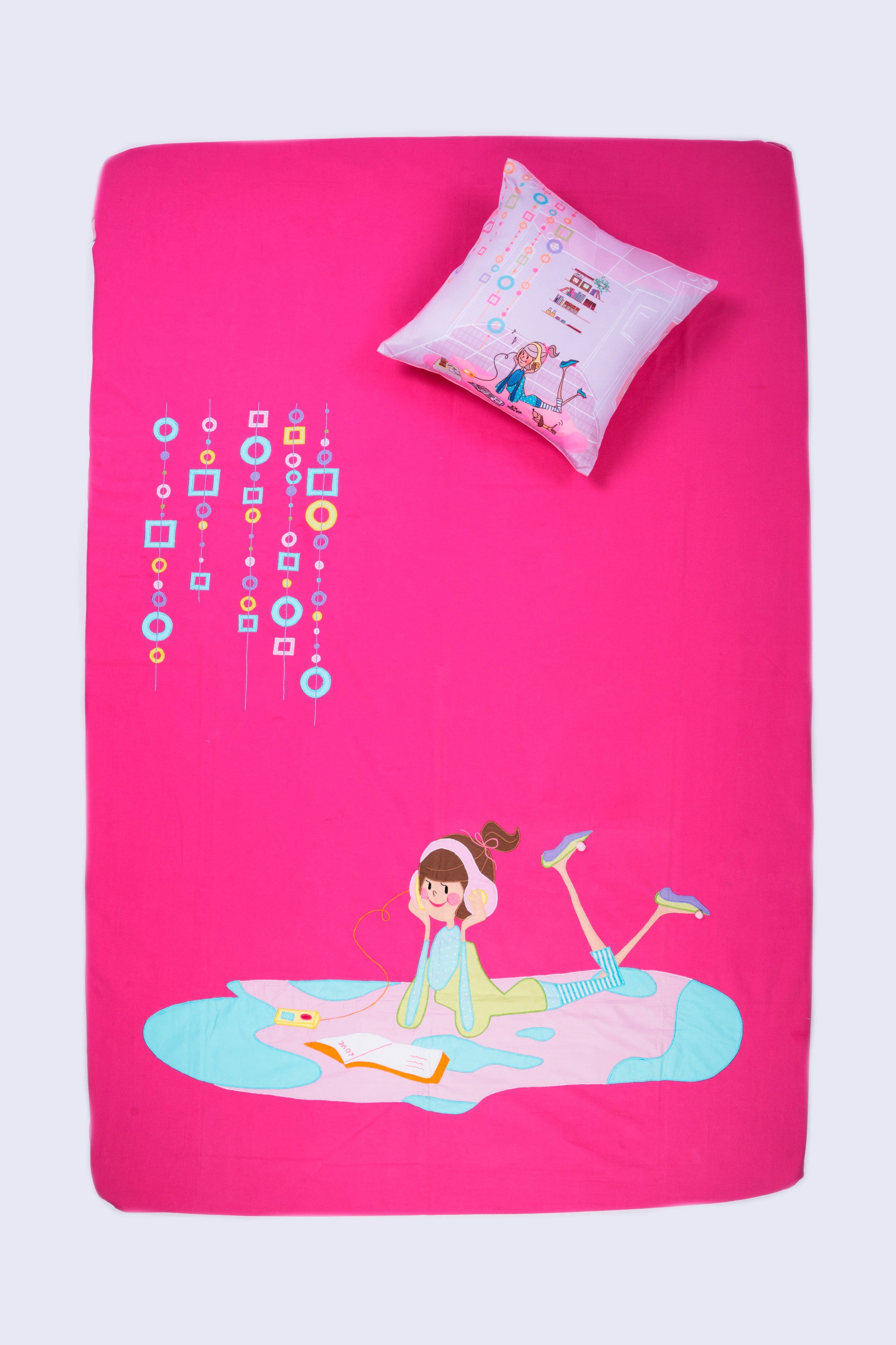 Girls Wanna Have Fun iPod Bed Cover Single