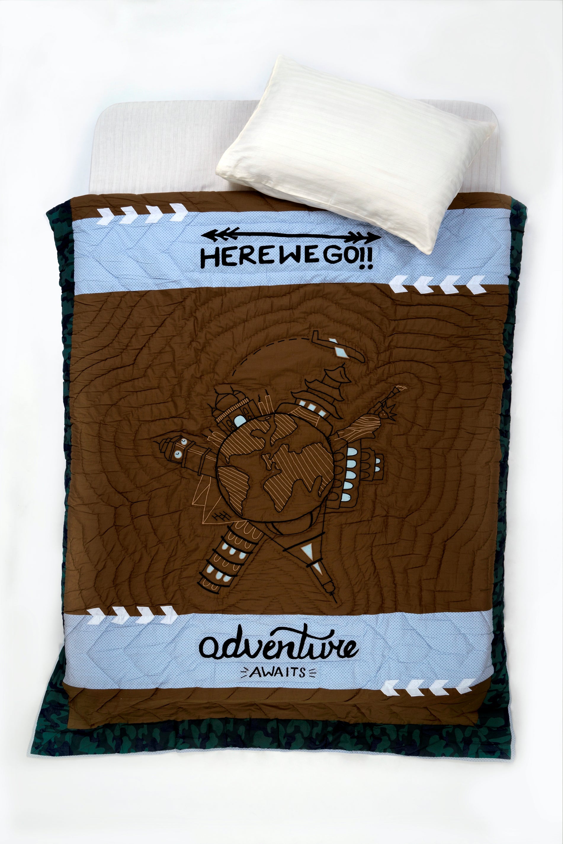 Wanderlust-Adventure Awaits Quilt Single