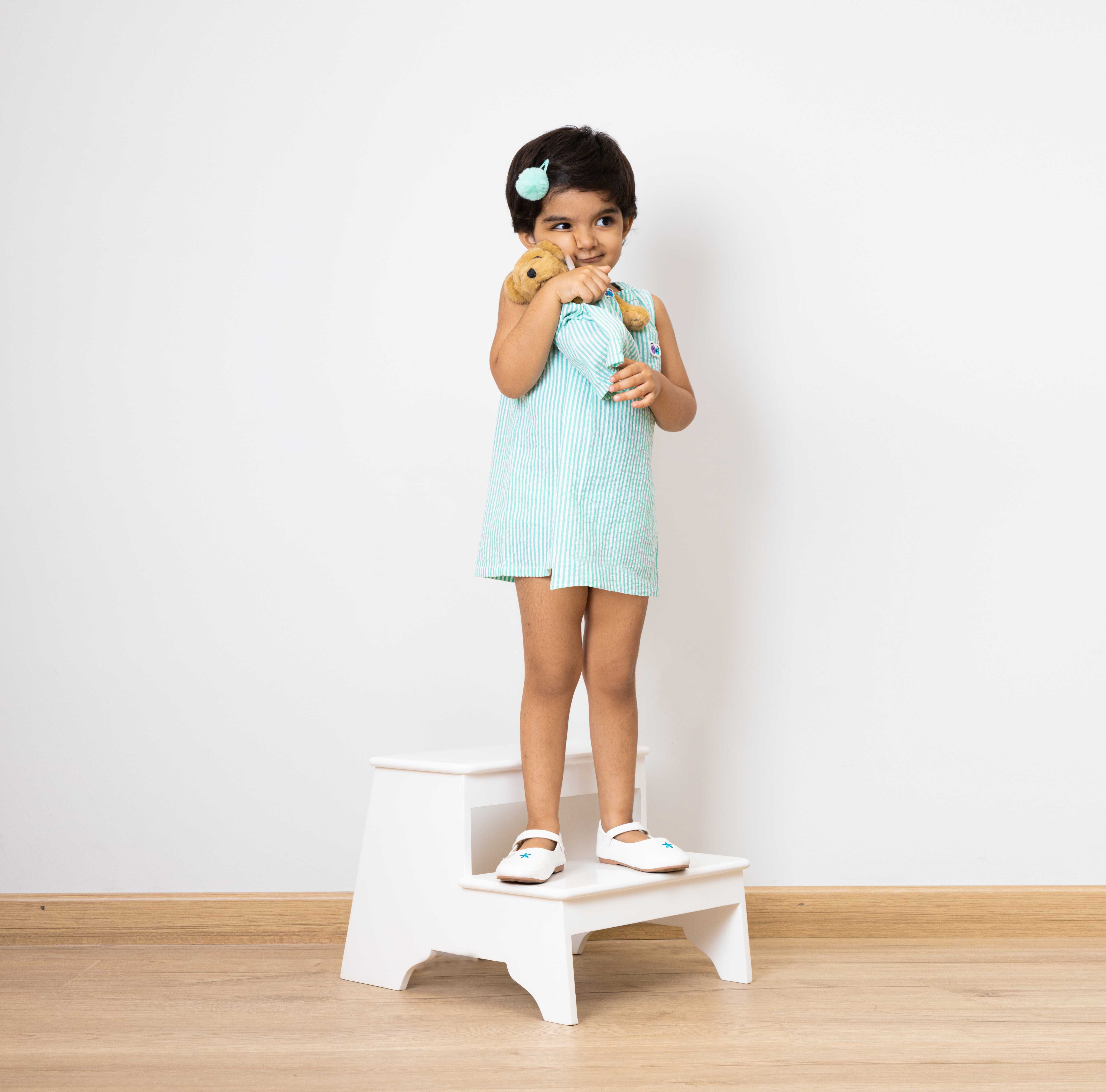 Girls Green Seersucker Dress