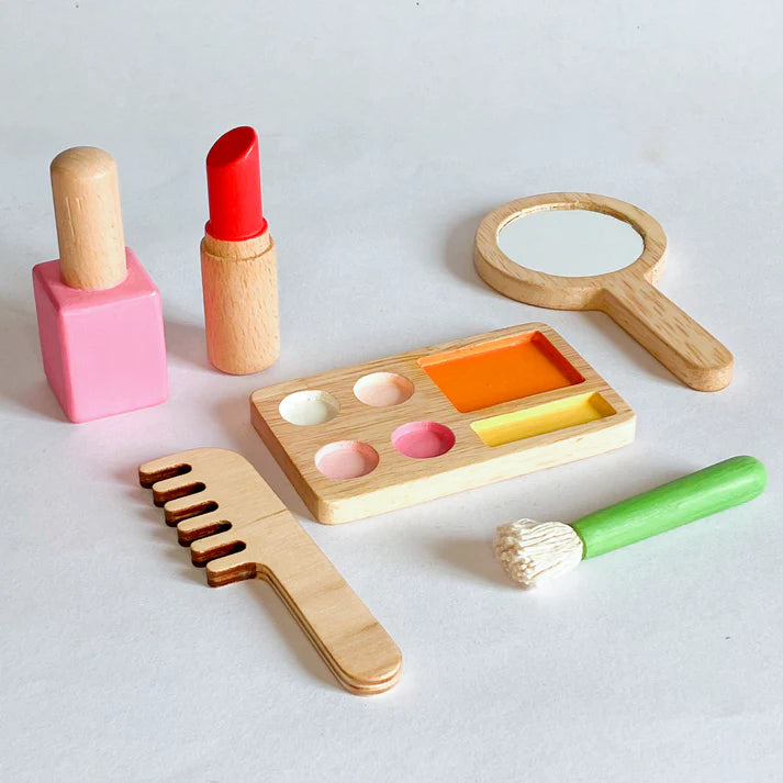 BEAUTY I Wooden toy make up set
